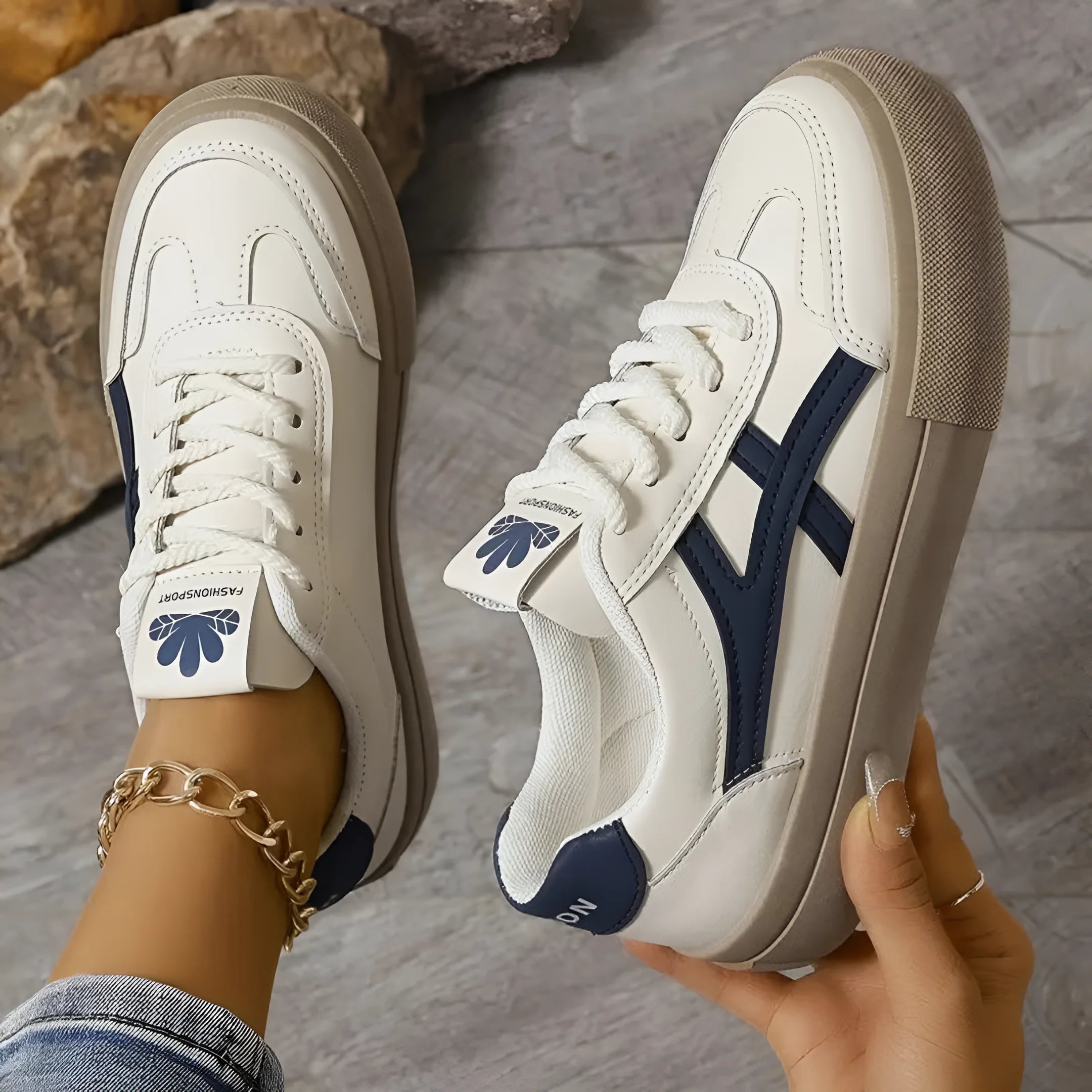 LUXE|ORTHOPEDIC SPORT SNEAKERS